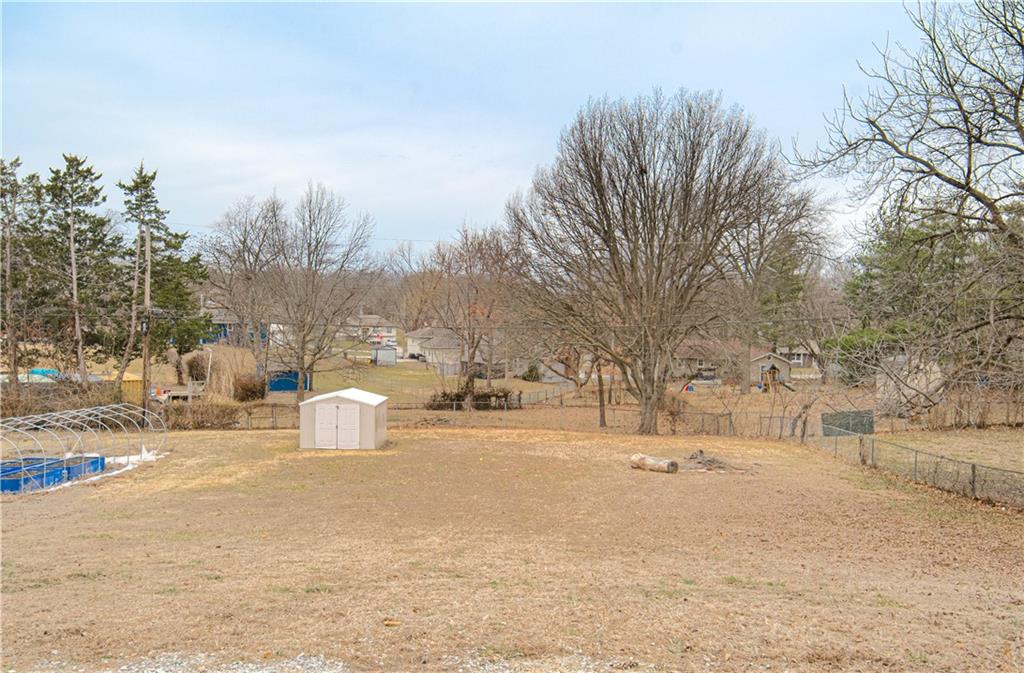 6902 Northwest Blair Road Parkville, MO 64152 - Photo 11 of 13