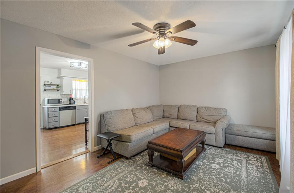 6902 Northwest Blair Road Parkville, MO 64152 - Photo 3 of 13