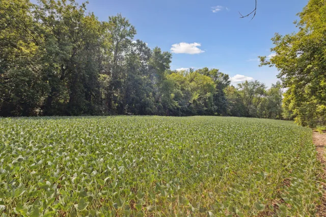 $950,000 | 24-x1 Holy Name Drive, Wayzata, MN 55391