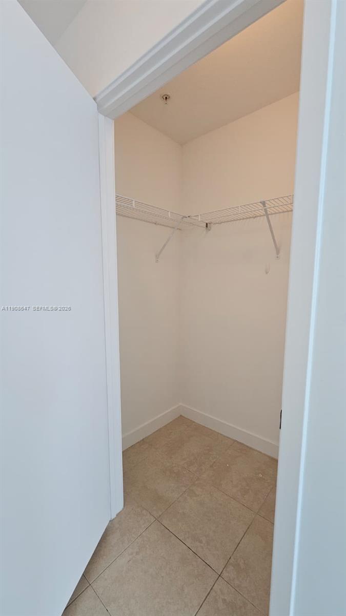 1111 Southwest 1st Avenue, Unit 2124N Miami, FL 33130 - Photo 16 of 34 a view of small space