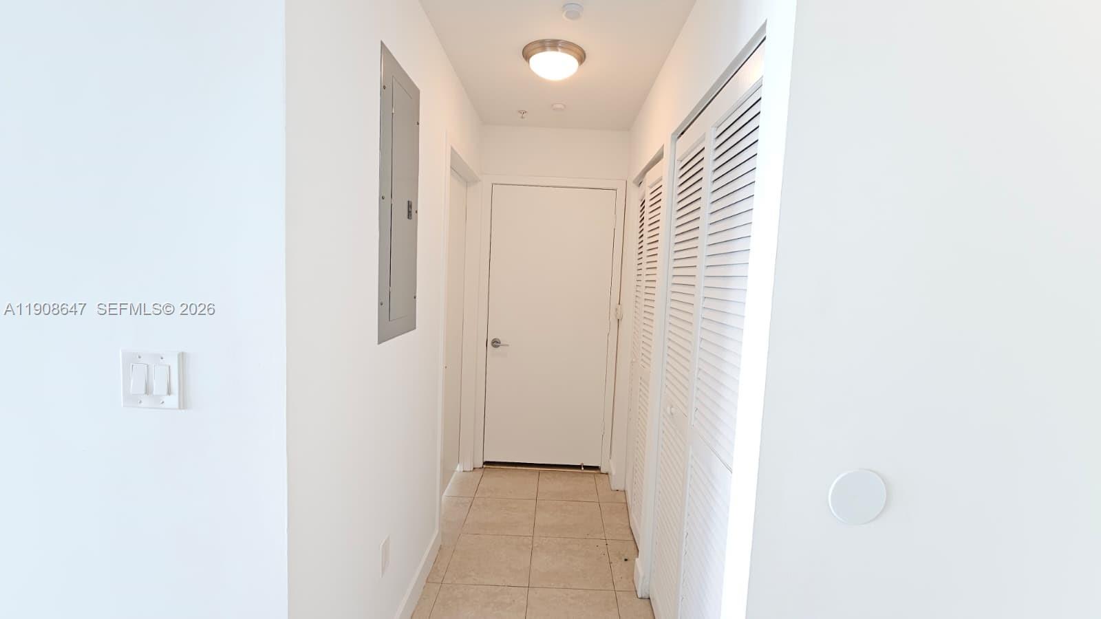 1111 Southwest 1st Avenue, Unit 2124N Miami, FL 33130 - Photo 9 of 34 a view of a hallway