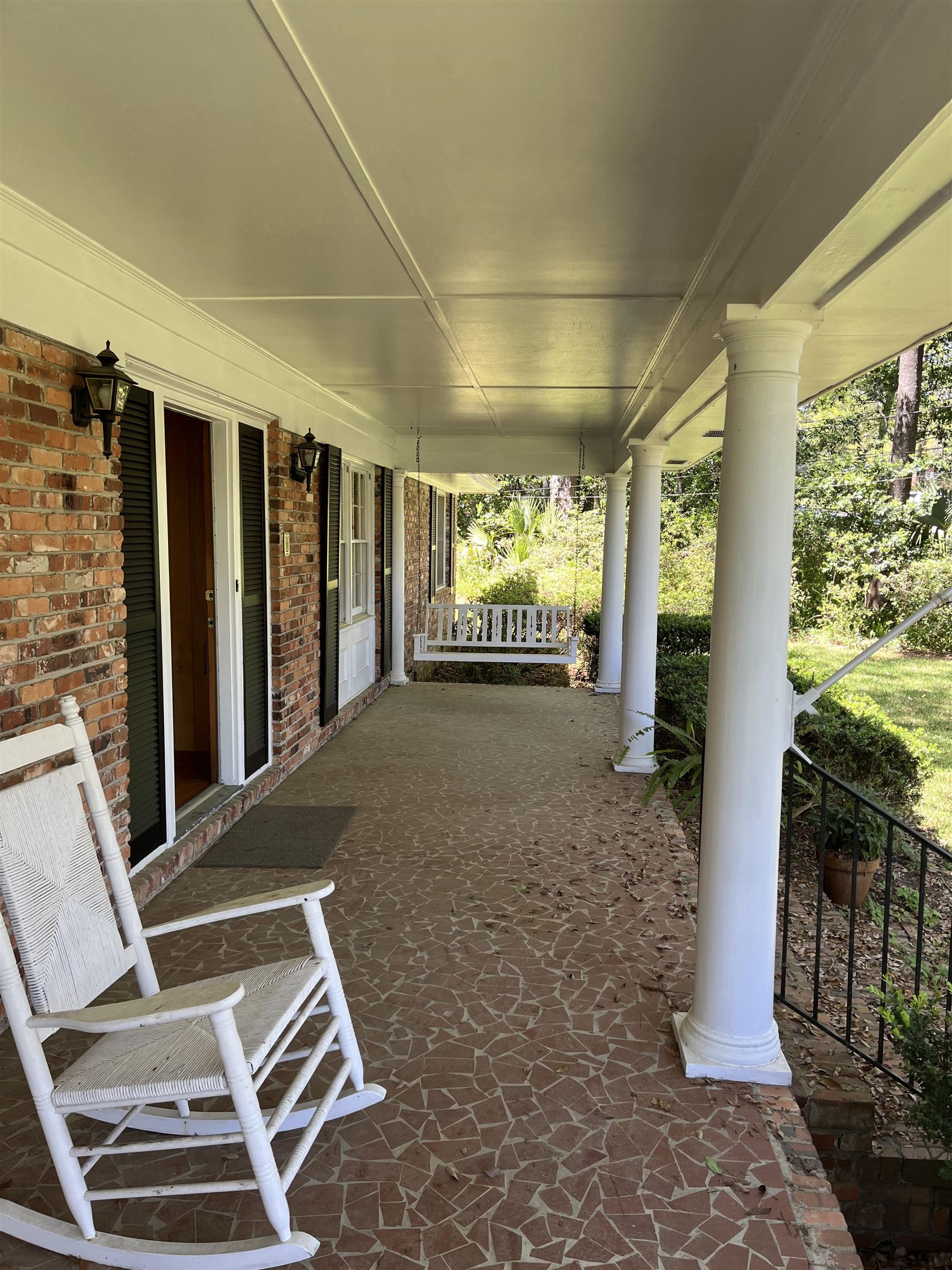1107 Ivanhoe Road Tallahassee, FL 32312 - Photo 4 of 17 Gallery Image 4