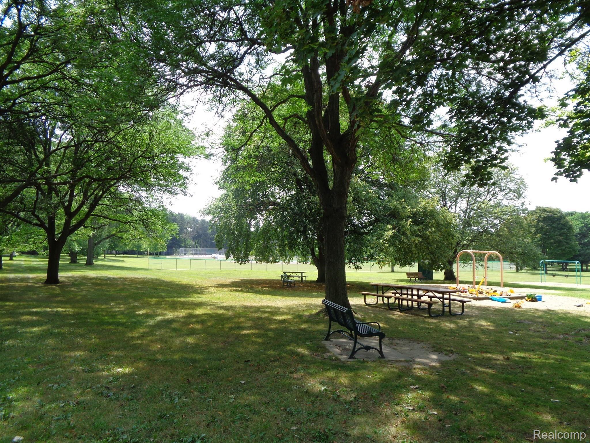 909 Tottenham Road Birmingham, MI 48009 - Photo 36 of 38 Poppleton Park - Largest Community Park in the City of Birmingham