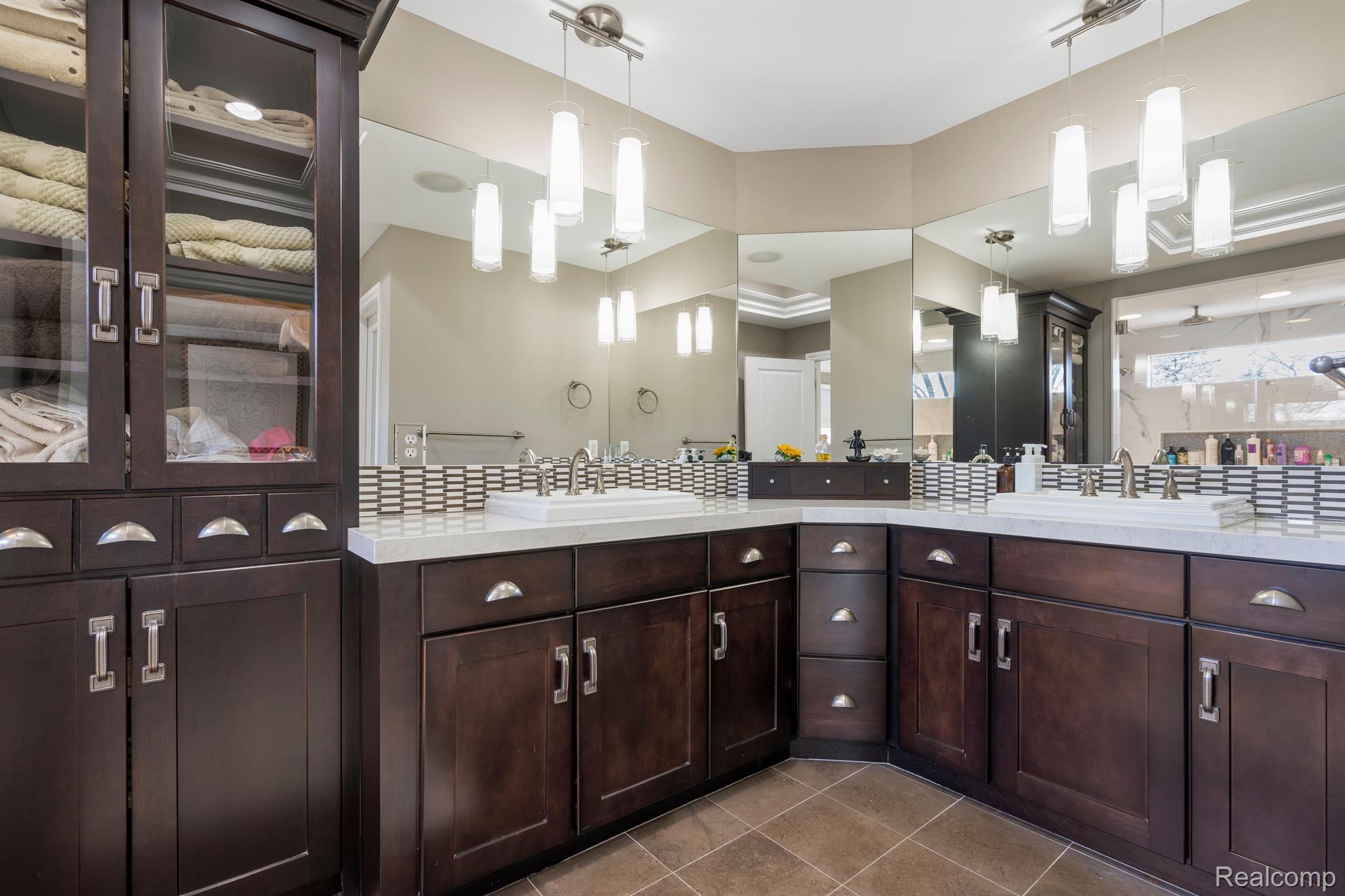 858 Cumberland Ridge Court Rochester, MI 48307 - Photo 40 of 63 Gallery Image 40