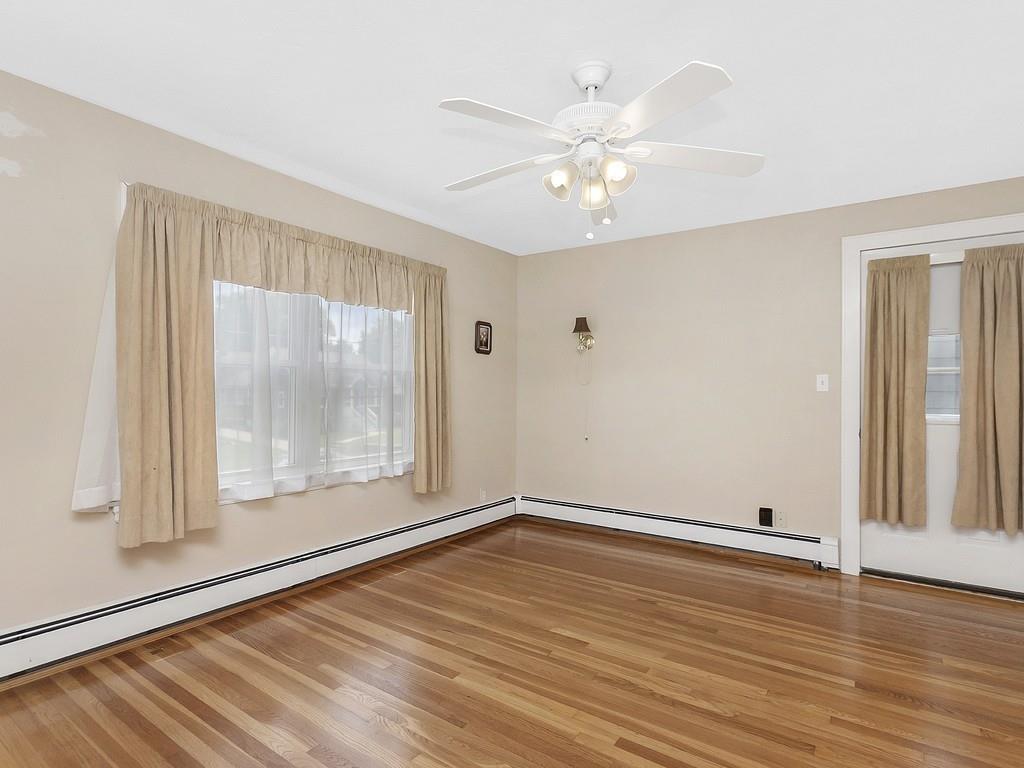 121 Thornton Road Waltham, MA 02453 - Photo 23 of 40