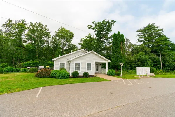 $193,500 | 15 Hilltop Drive, Unit 15, Rockport, ME 04856