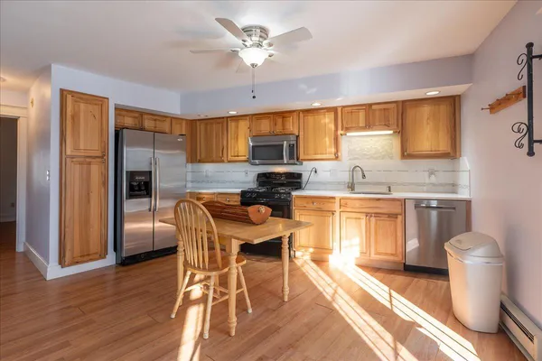 $193,500 | 15 Hilltop Drive, Unit 15, Rockport, ME 04856