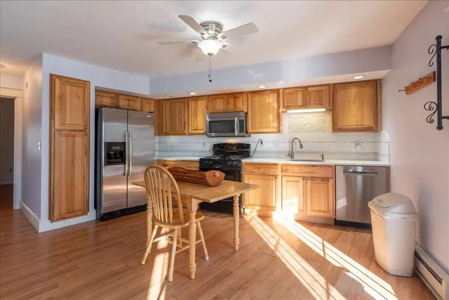 $198,500 | 15 Hilltop Drive, Unit 15, Rockport, ME 04856