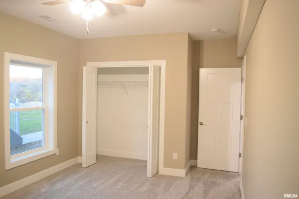 $769,000 | 1621 Grandlake Court, Pekin, IL 61554