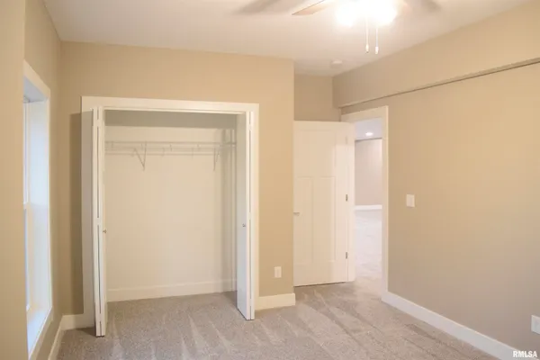 $769,000 | 1621 Grandlake Court, Pekin, IL 61554