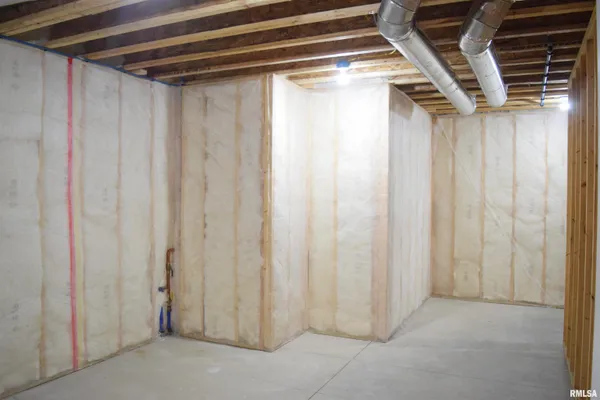 $769,000 | 1621 Grandlake Court, Pekin, IL 61554