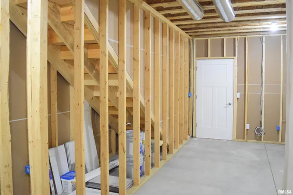 $769,000 | 1621 Grandlake Court, Pekin, IL 61554