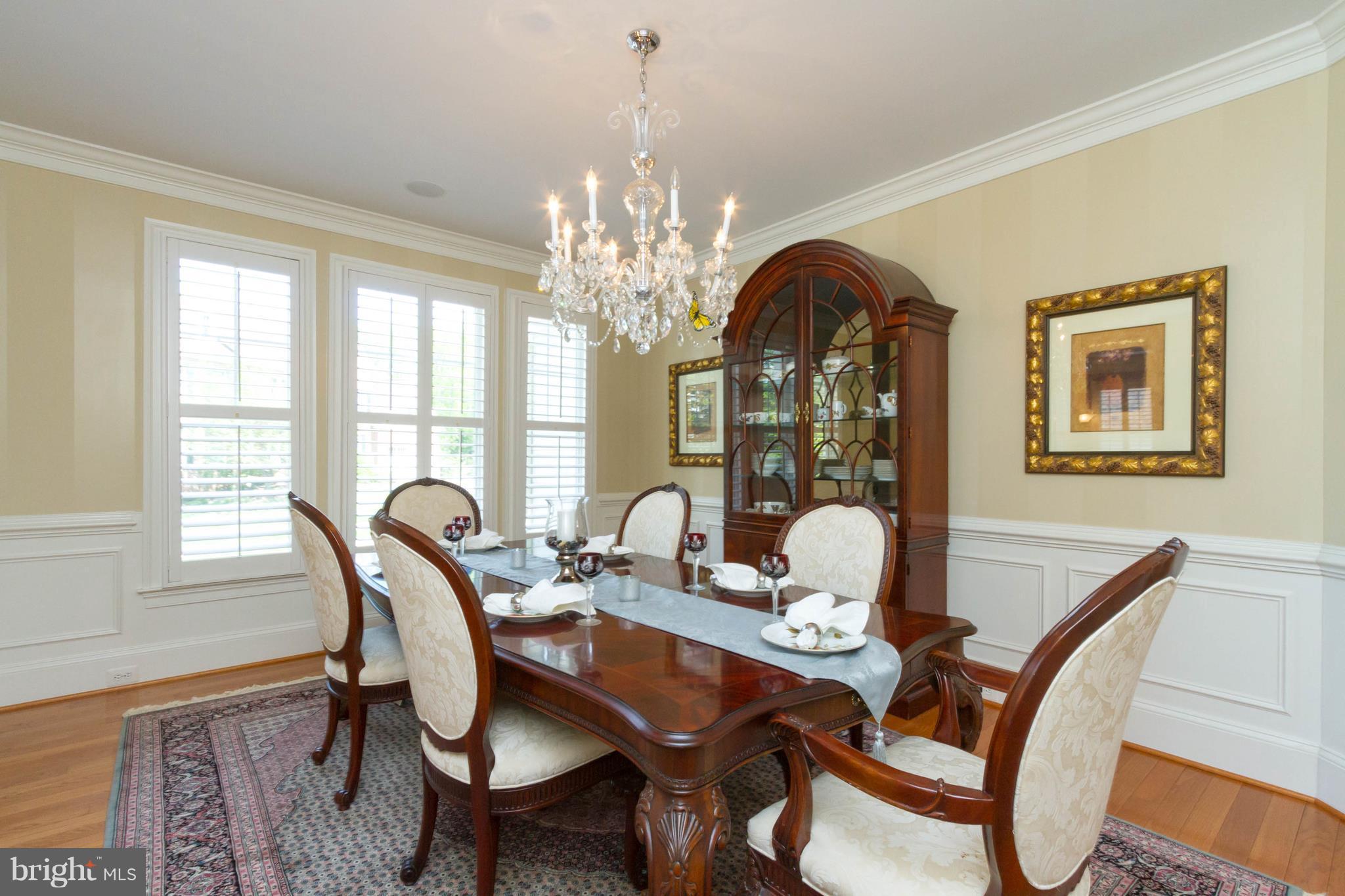 9155 Riesley Lane Vienna, VA 22182 - Photo 12 of 30 Elegant wainscoting and crown molding
