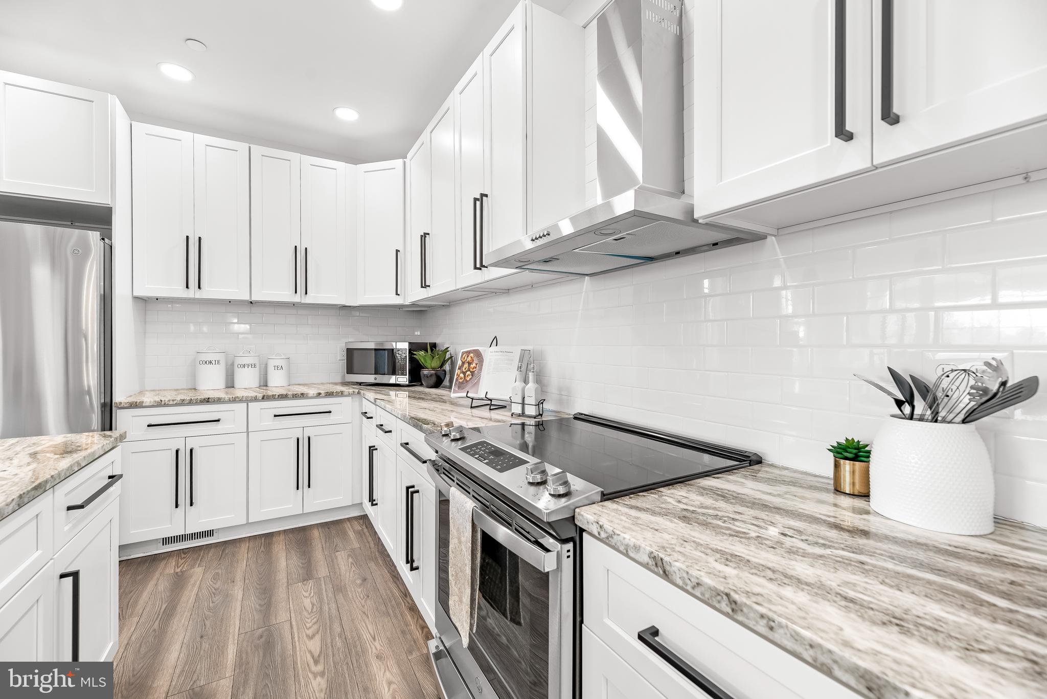 5981 Stephen Reid Road Huntingtown, MD 20639 - Photo 12 of 33 Custom Stainless Vent Hood