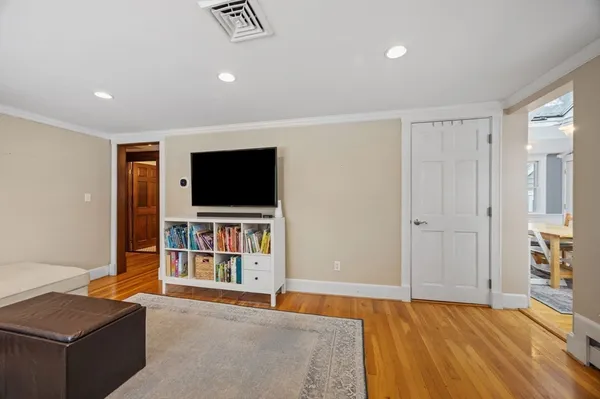 $3,600 | 19 Blossom Lane, Weymouth, MA 02188