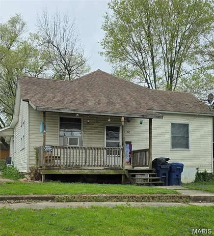 $75,000 | 205 North 3rd Street, Elsberry, MO 63343