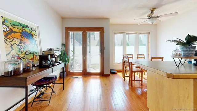 $319,900 | 279 New Haven Avenue, Unit E, Milford, CT 06460