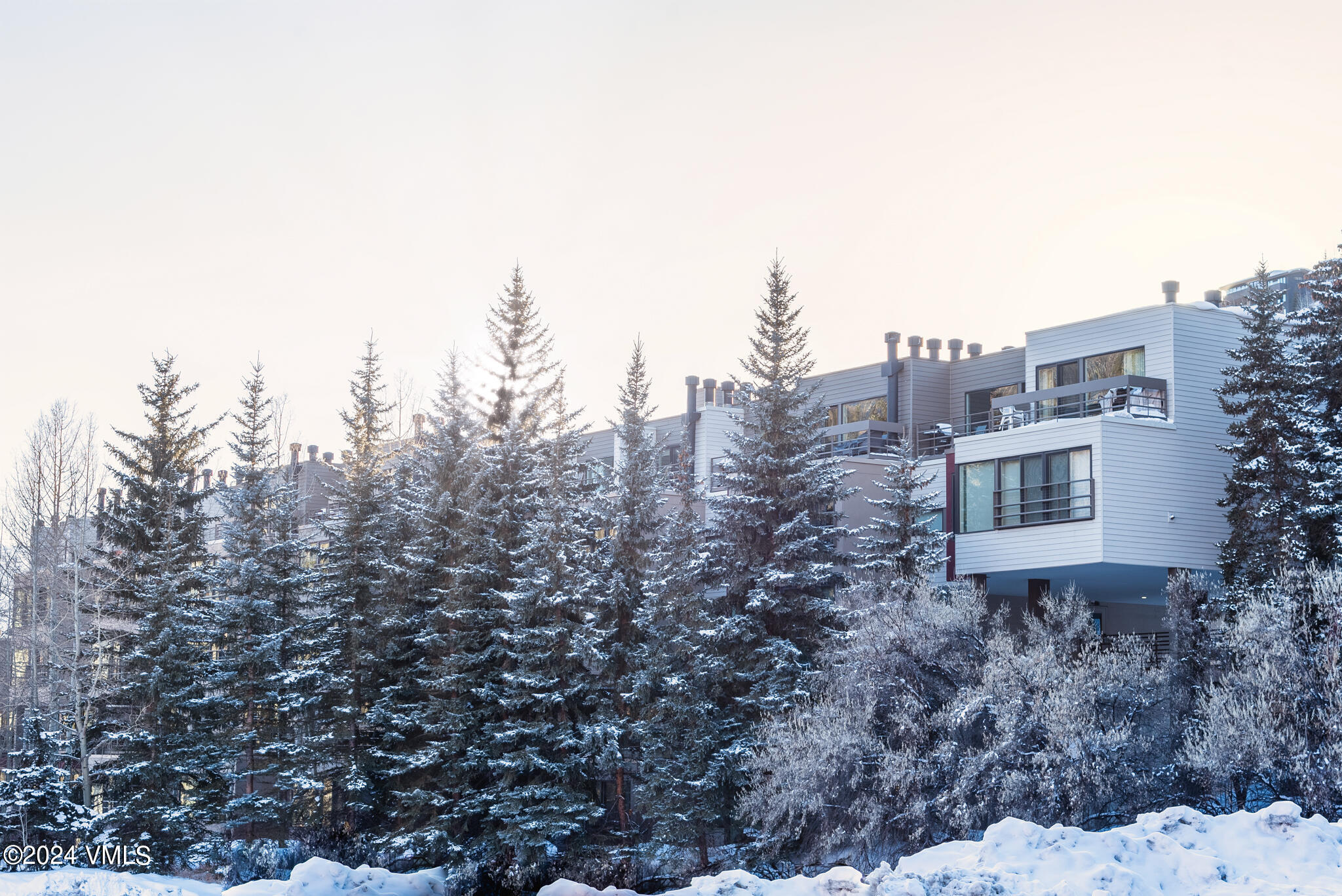 1100 North Frontage Road West, Unit 2309 Vail, CO 81657 - Photo 41 of 44 Photo-81