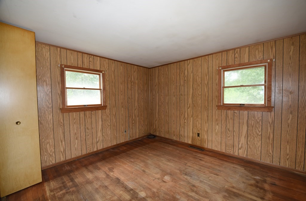 7 Gates Road Marshfield, MA 02050 - Photo 14 of 37 an empty room with windows