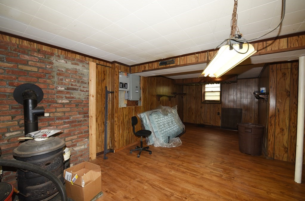 7 Gates Road Marshfield, MA 02050 - Photo 35 of 37 a view of a livingroom with furniture and windows