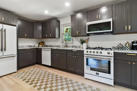 $529,000 | 2 Honey Lane, Wappingers Falls, NY 12590