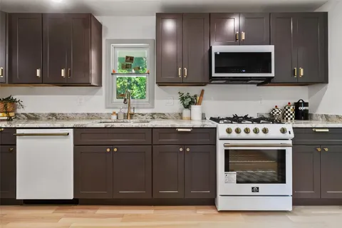 $529,000 | 2 Honey Lane, Wappingers Falls, NY 12590