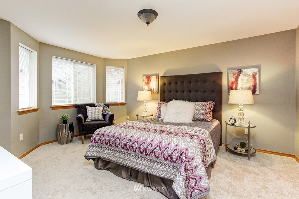 727 North 95th Street Seattle, WA 98103 - Photo 14 of 24