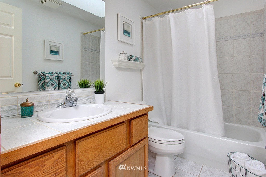 727 North 95th Street Seattle, WA 98103 - Photo 16 of 24