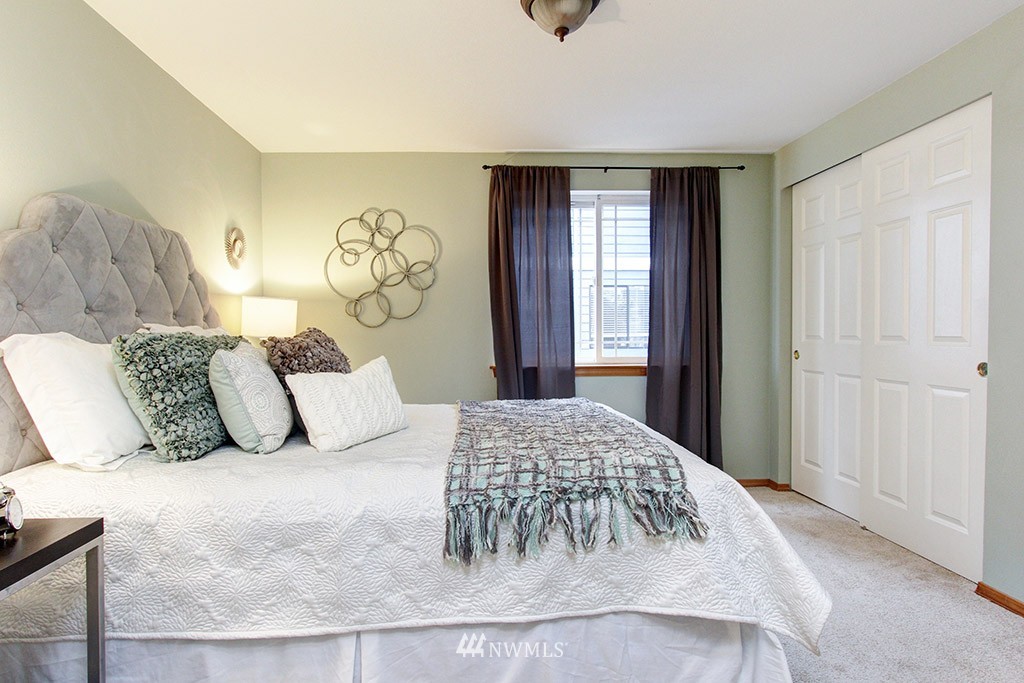 727 North 95th Street Seattle, WA 98103 - Photo 19 of 24