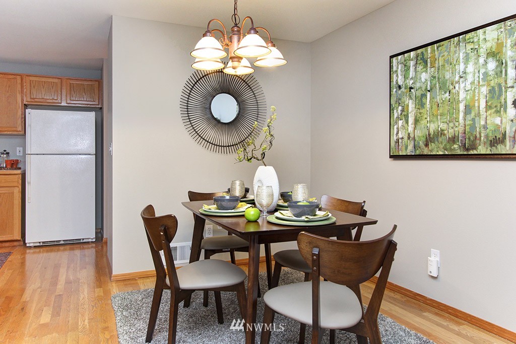 727 North 95th Street Seattle, WA 98103 - Photo 7 of 24
