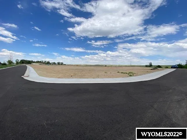 $273,140 | 1062 Pronghorn Drive, Lander, WY 82520
