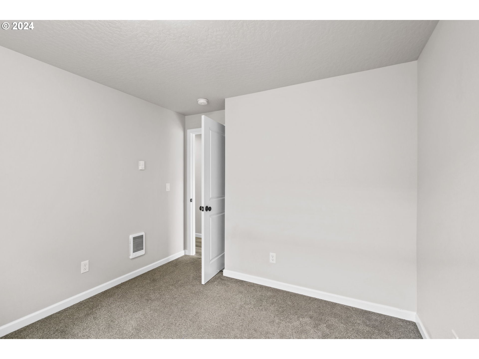 354 Archie Street Eugene, OR 97402 - Photo 21 of 29 Gallery Image 21