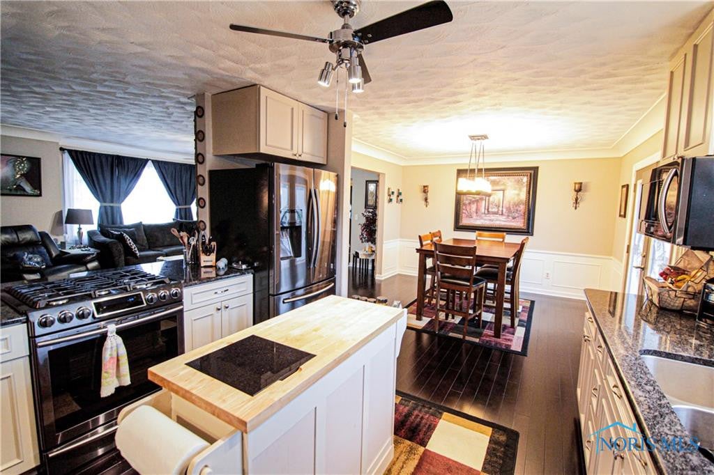 3167 Albon Road Maumee, OH 43537 - Photo 6 of 50 Gallery Image 6