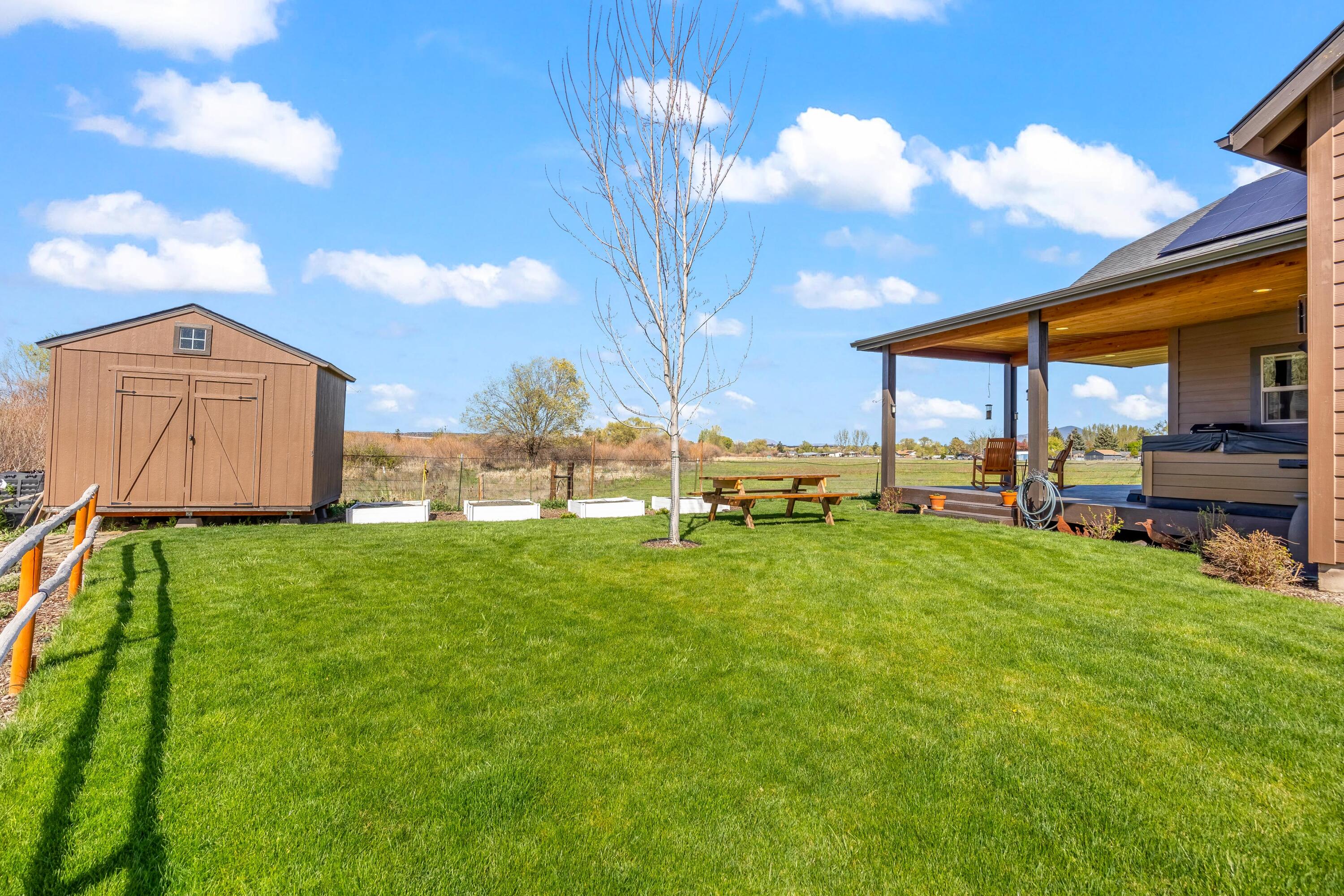 561 Southeast Stearns Road Prineville, OR 97754 - Photo 42 of 46