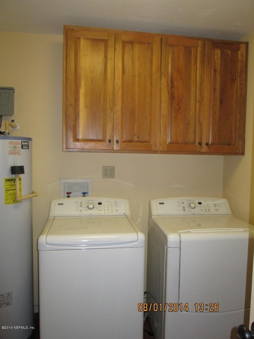 274 West River Road Palatka, FL 32177 - Photo 8 of 22 laundry room
