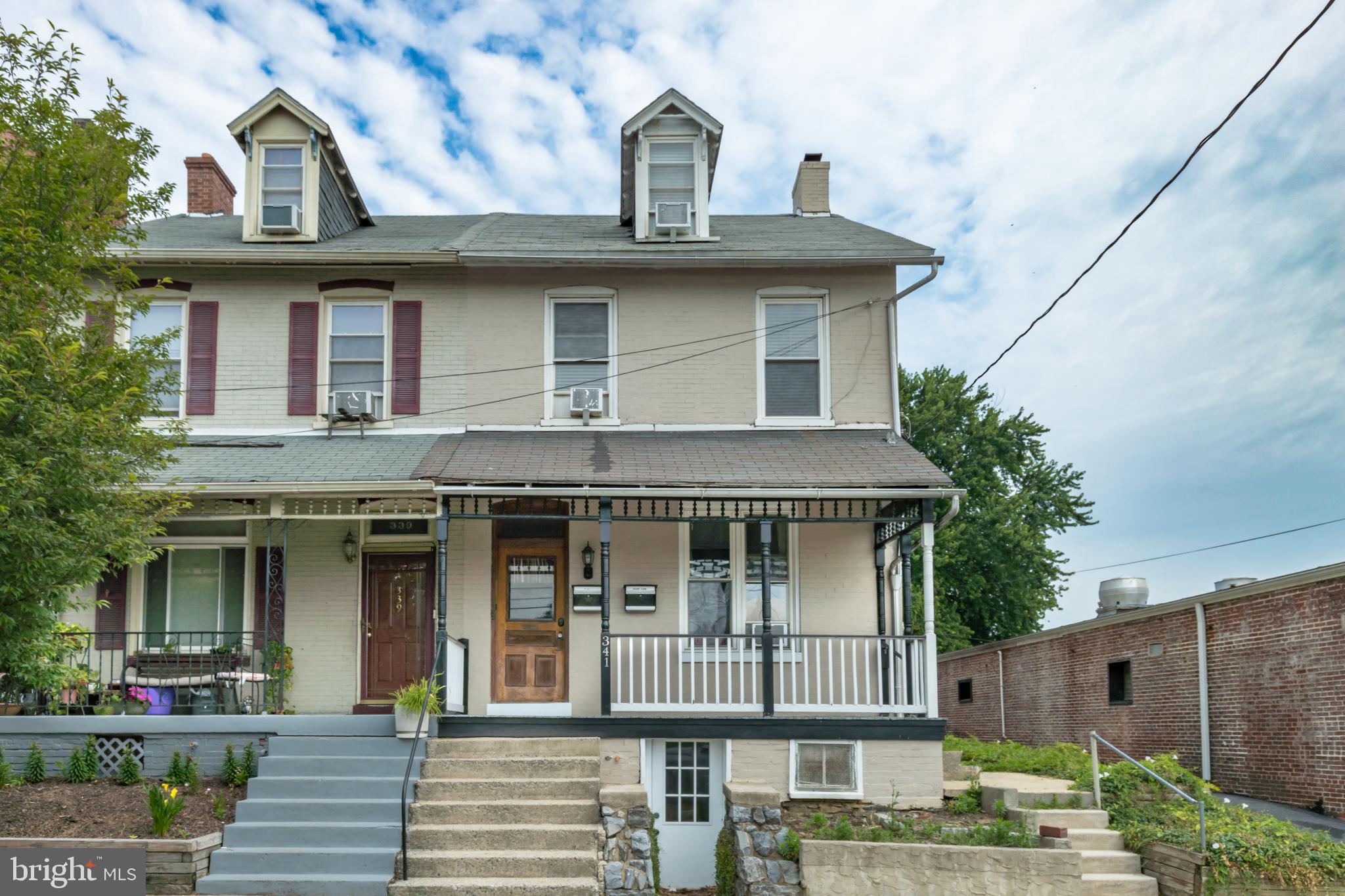 Welcome to 341 E. Walnut St.!