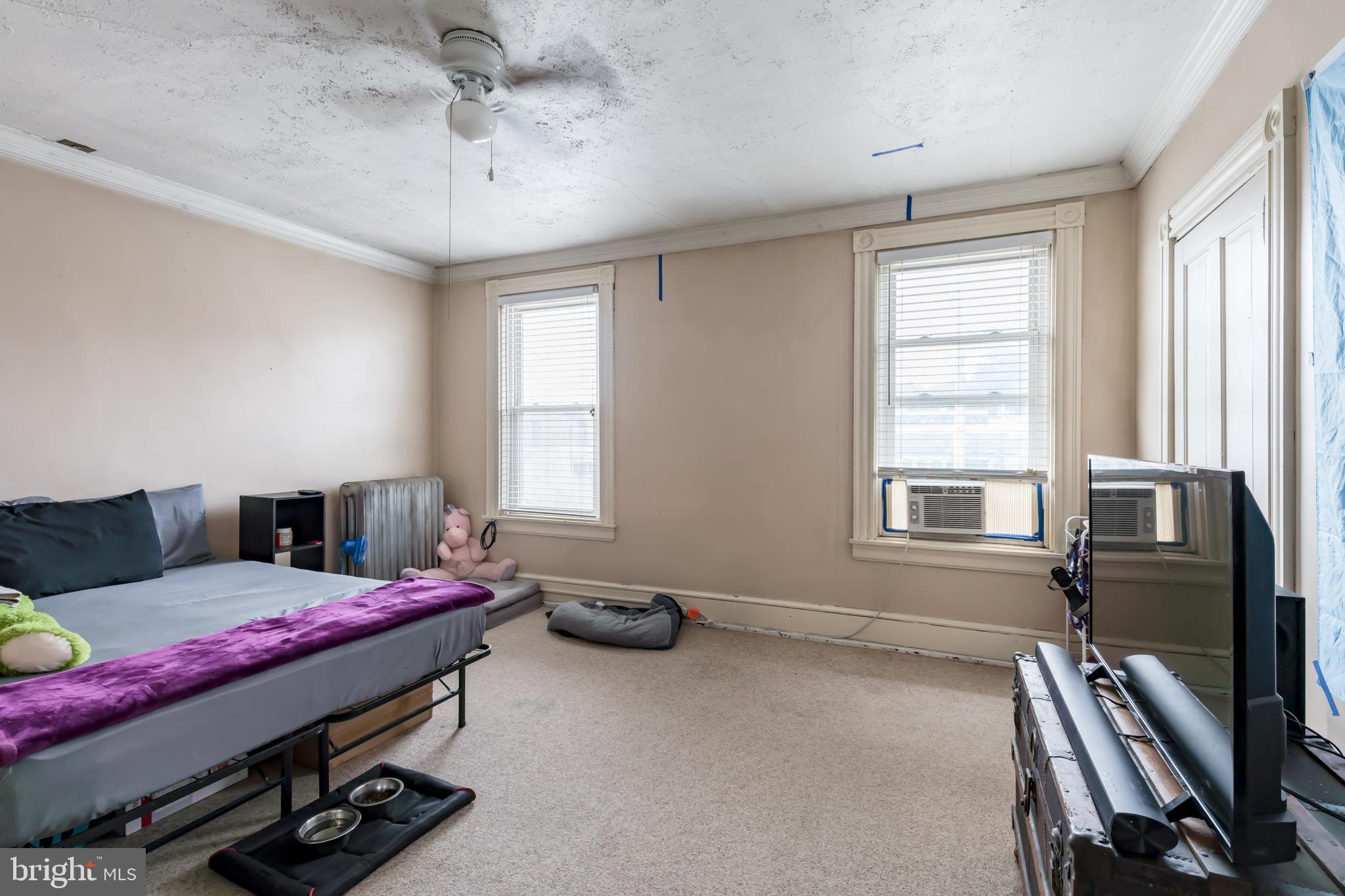 341 East Walnut Street Lancaster, PA 17602 - Photo 35 of 40 Unit 2 Bedroom