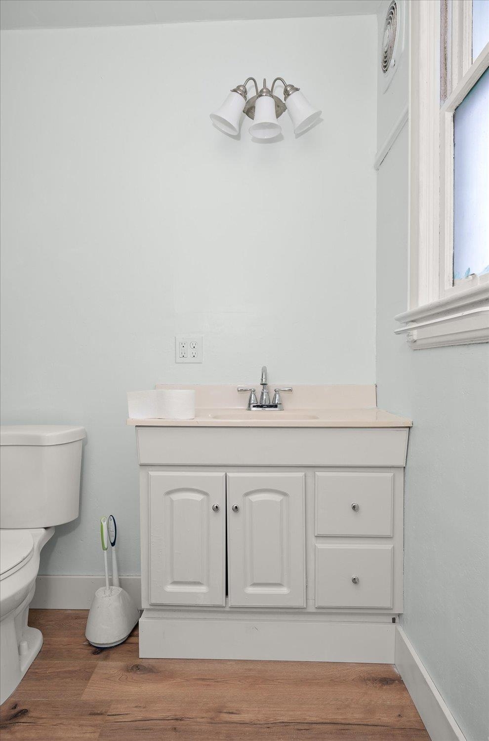 417 C Street Cheney, WA 99004 - Photo 13 of 25