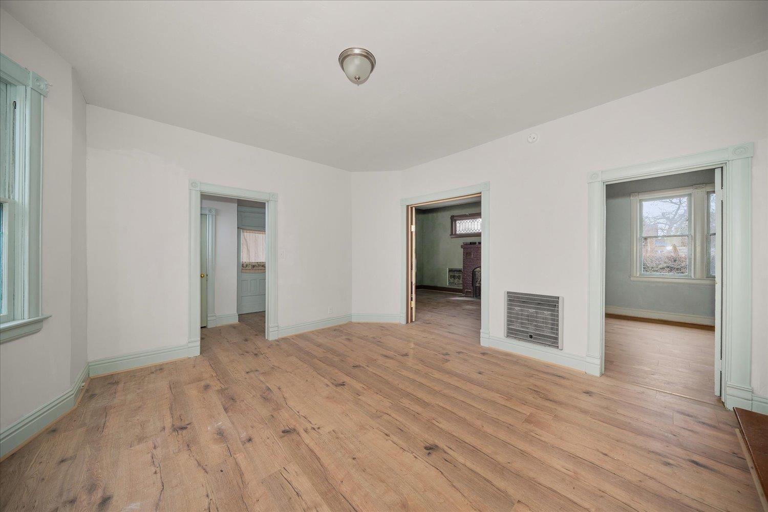 417 C Street Cheney, WA 99004 - Photo 4 of 25