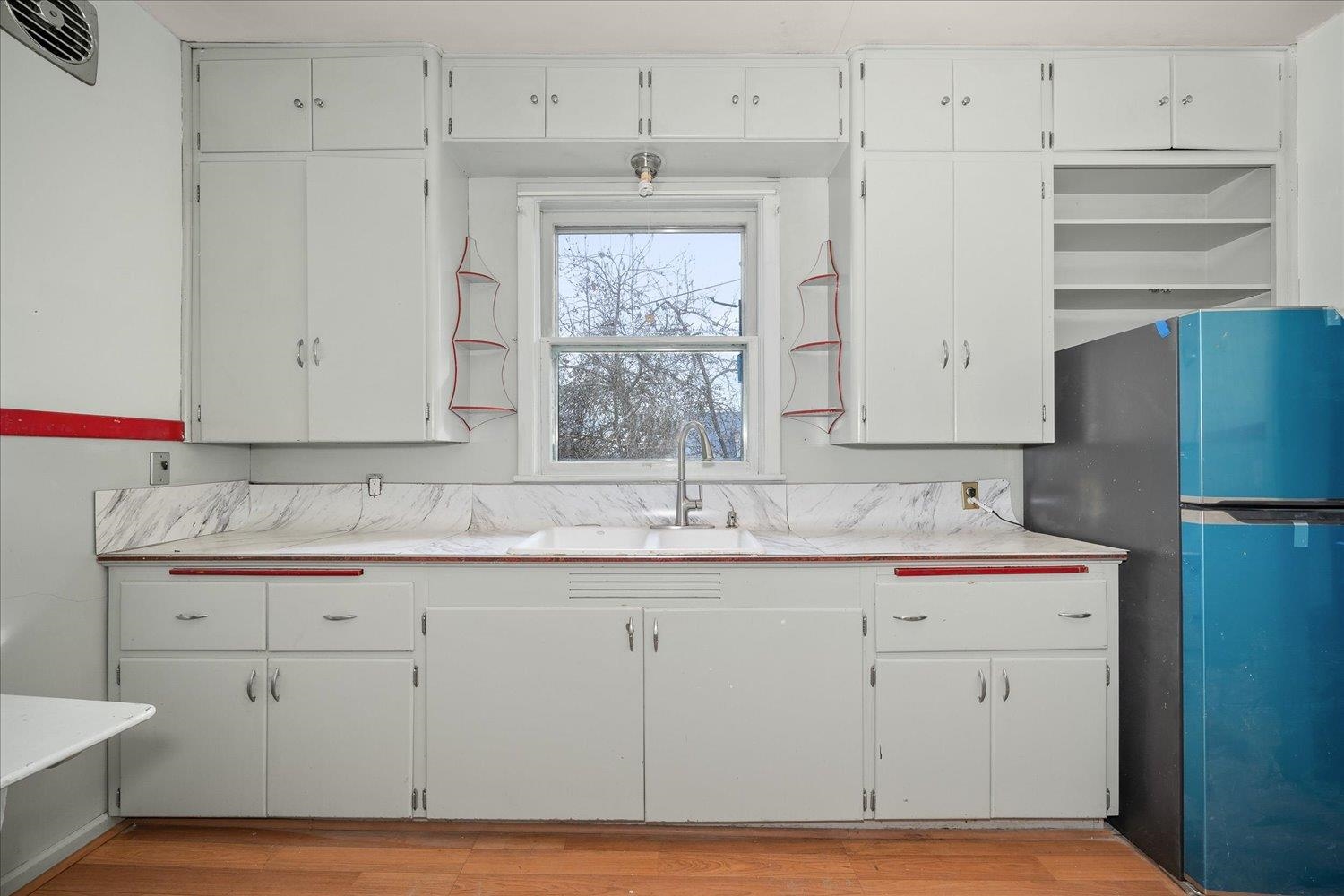 417 C Street Cheney, WA 99004 - Photo 8 of 25