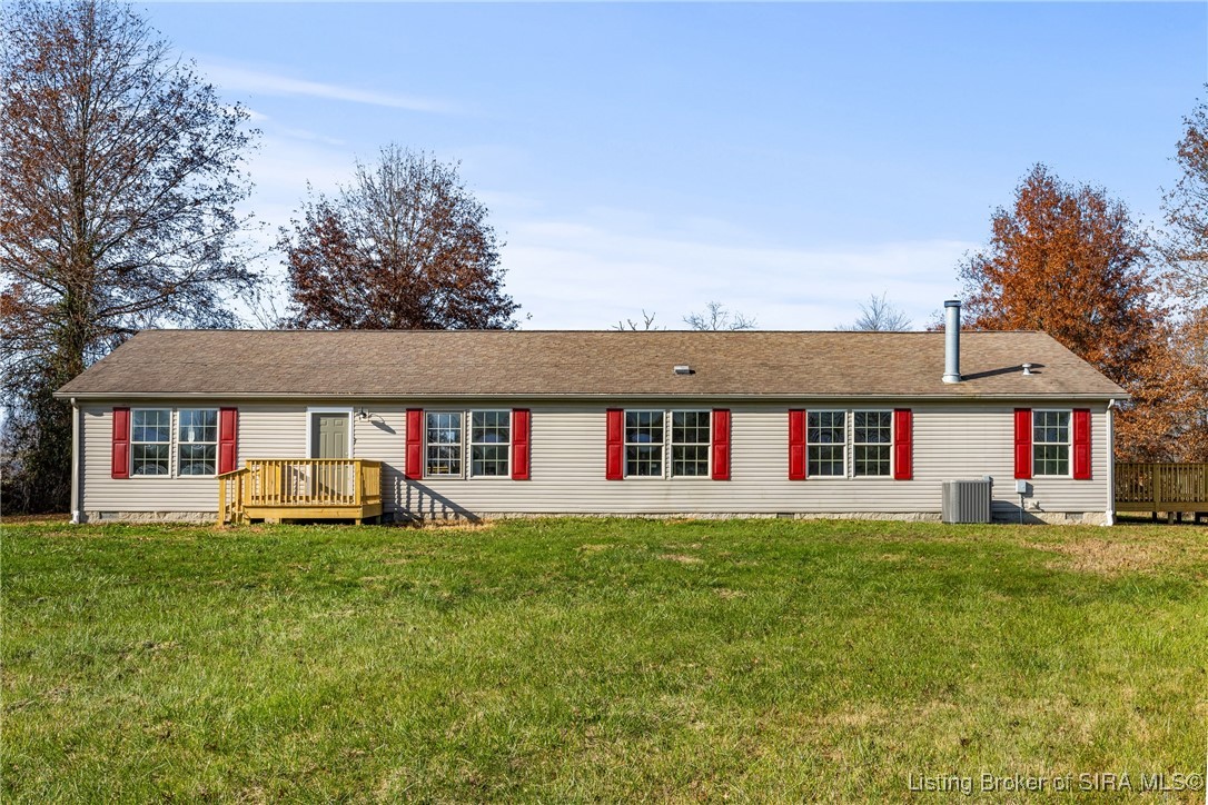 2533 North Keystone Drive Austin, IN 47170 - Photo 1 of 53