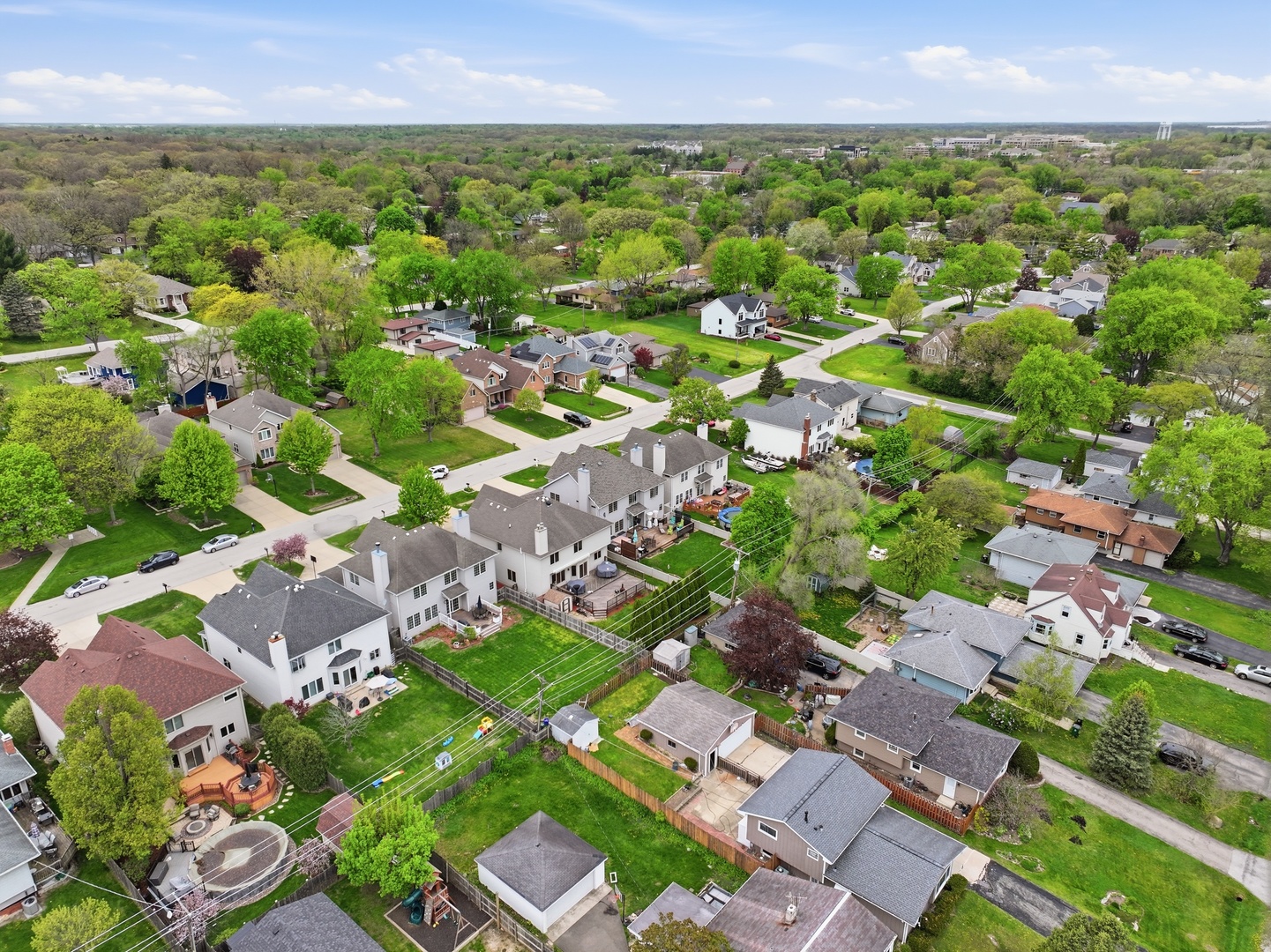 S635 Robbins Street Winfield, IL 60190 - Photo 31 of 35 an aerial view of multiple house