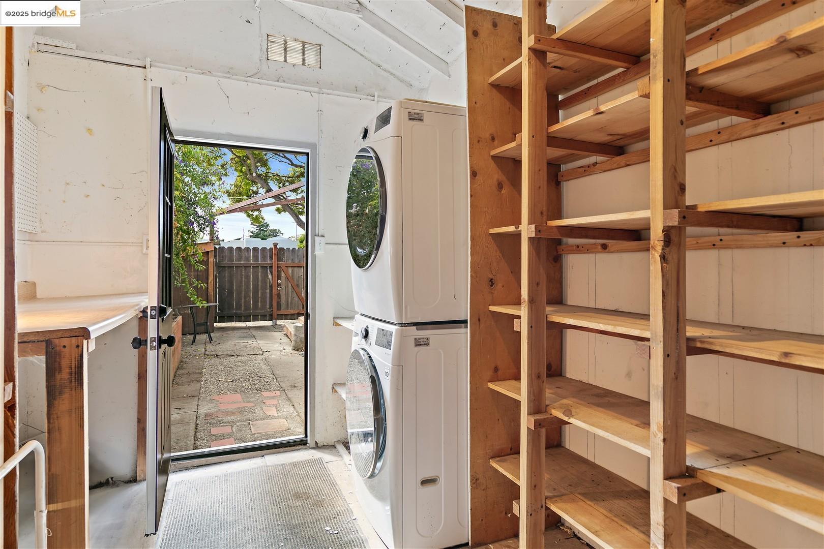 2201-2203 Spaulding Avenue Berkeley, CA 94703 - Photo 32 of 56 Laundry room featuring stacked washer / dryer