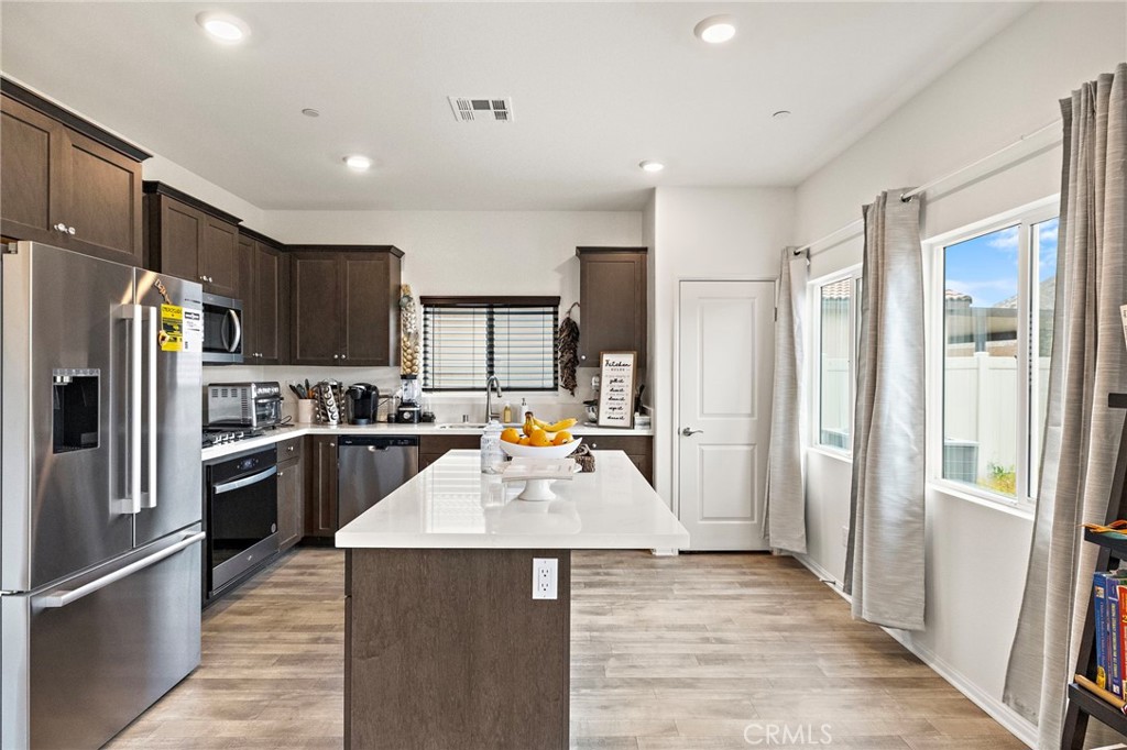 31324 Scrub Jay Road Winchester, CA 92596 - Photo 20 of 41