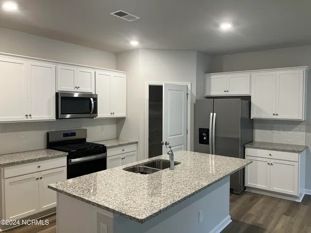 $2,750 | 3093 Lochgreen Circle, Leland, NC 28451