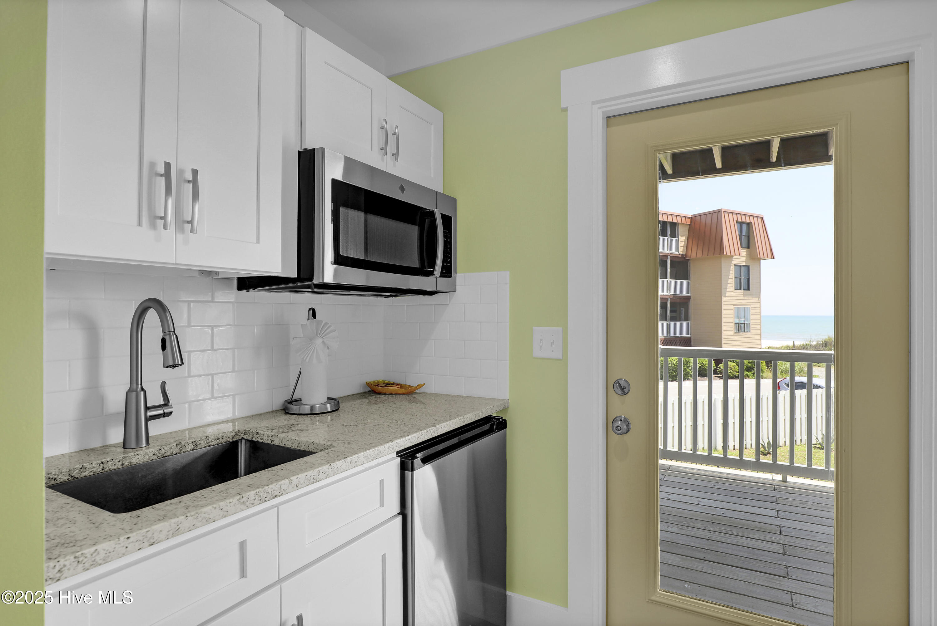 1808 New River Inlet Road North Topsail Beach, NC 28460 - Photo 15 of 49 6G8A1065