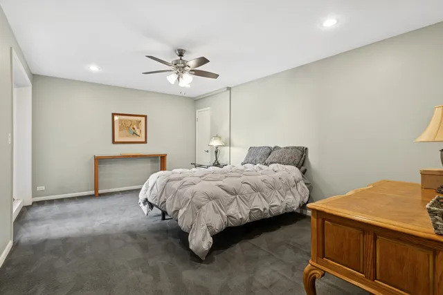 $399,900 | 2001 Sherman Avenue, Unit 203, Evanston, IL 60201