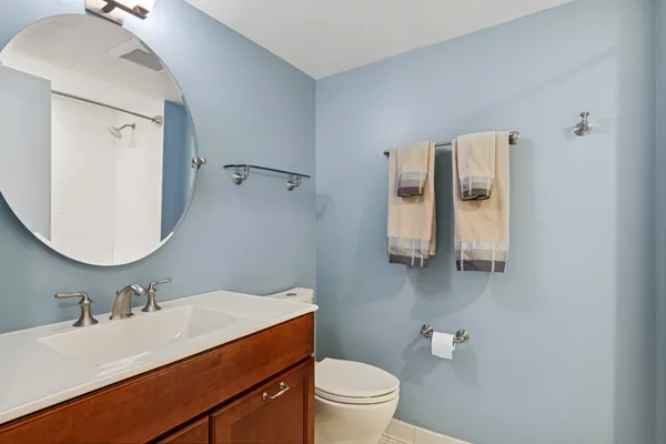 $399,900 | 2001 Sherman Avenue, Unit 203, Evanston, IL 60201
