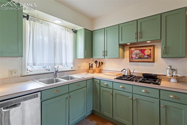 162 Clarksley Road Manitou Springs, CO 80829 - Photo 15 of 34 Gallery Image 15