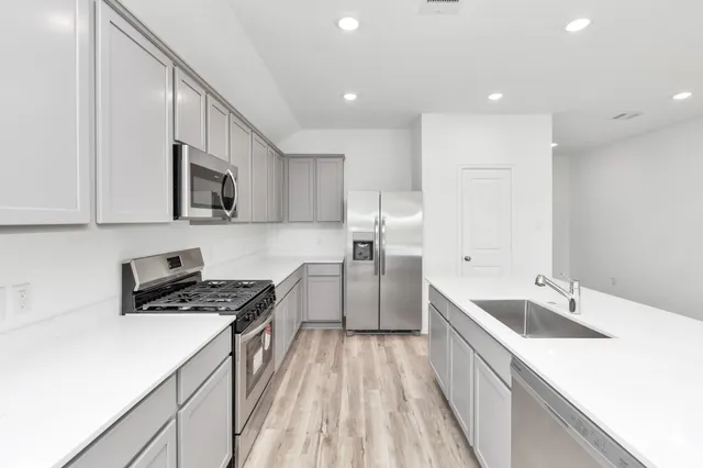 $2,250 | 2932 Cordova Hill Drive, Katy, TX 77493